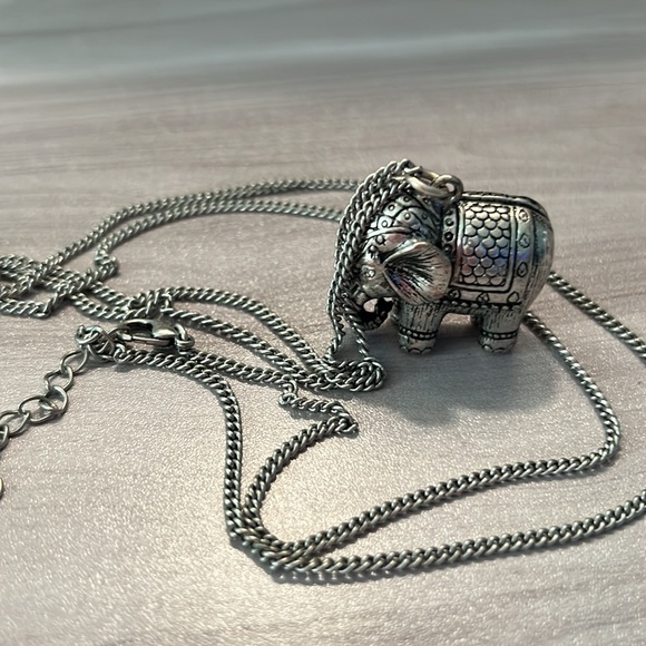 Elephant Long Necklace 🐘 - Picture 2 of 5